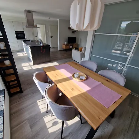 Apartmán Im Ehemaligen Gesindehaus Welschbillig