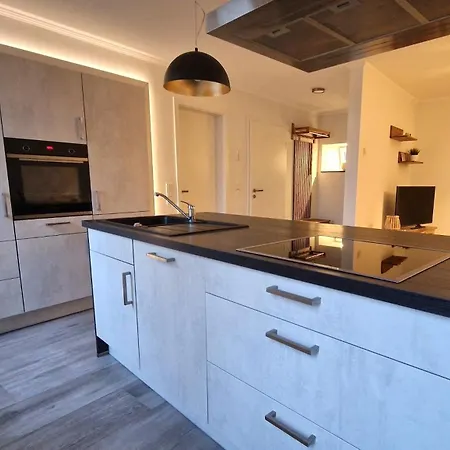 Apartment Im Ehemaligen Gesindehaus Welschbillig